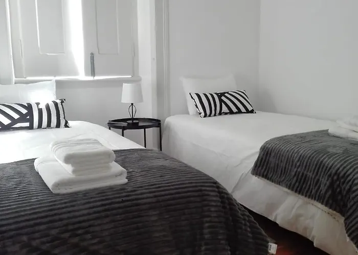 Casa Joana Bed & Breakfast *